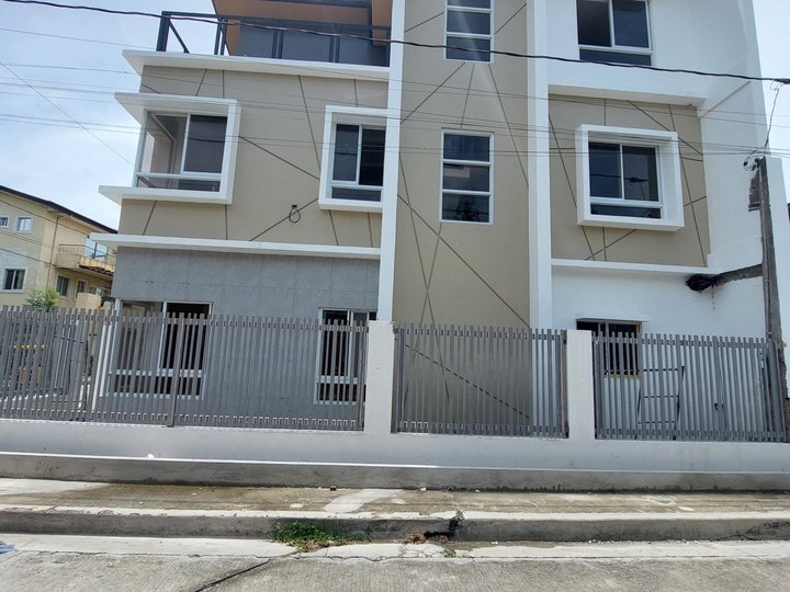 6-bedroom Single Attached House For Sale in Pasig Metro Manila