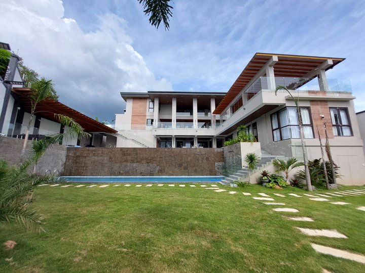 11-bedroom Single Detached House For Sale in Antipolo Rizal