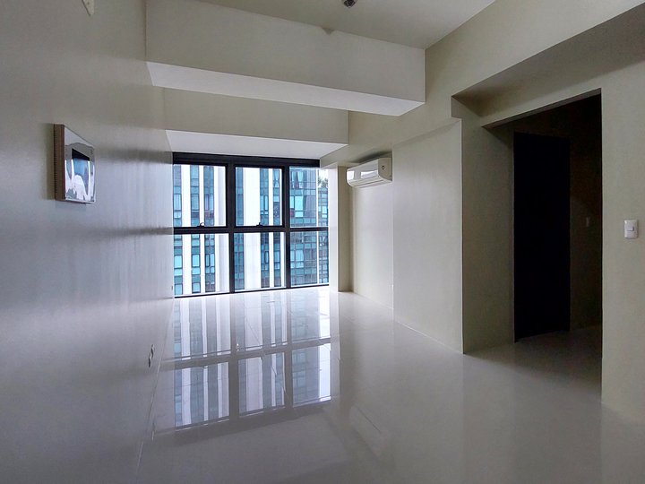 2 bedroom rent to own condo for sale in Uptown Ritz Residence BGC