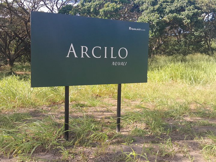 Preselling 560SQM Residential Lot in Exclusive Village in Nuvali