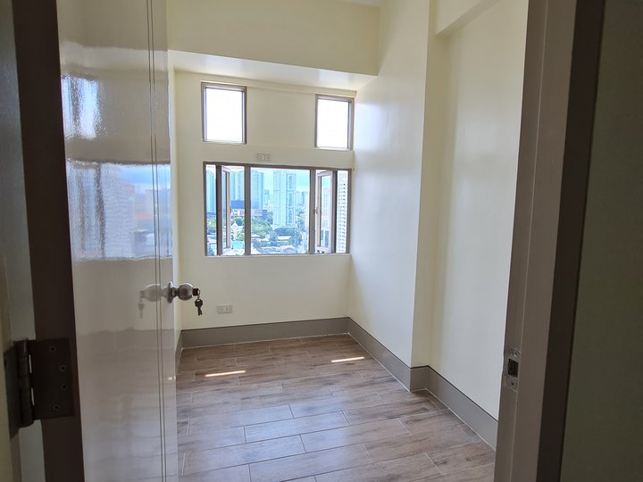 PAG-IBIG ACCREDITED RFO CONDO 2 BEDROOM 30SQM 21K MONTHLY PET FRIENDLY