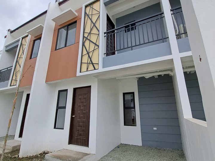 3-bedroom Townhouse For Sale in Imus Cavite