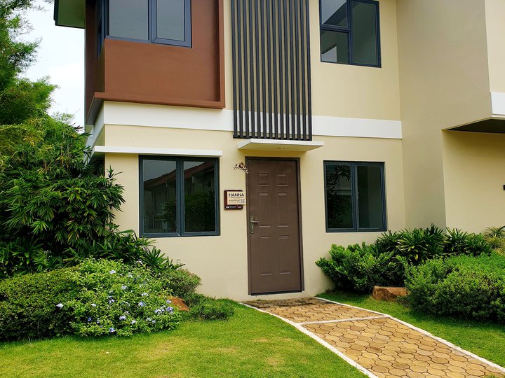 Pre-selling 25k Reservation Fee and 15% downpayment payable 24 months