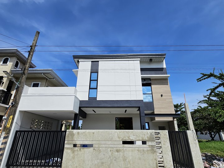 Brand New House and Lot in San Fernando Pampanga