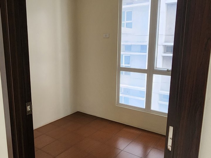 Ready For Occupancy Discounted 30.26 sqm 1-bedroom Residential Condo Rent-to-own