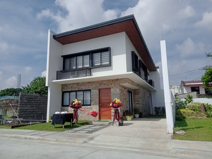 Privado Homes for Sale in Binan, Laguna near Alabang