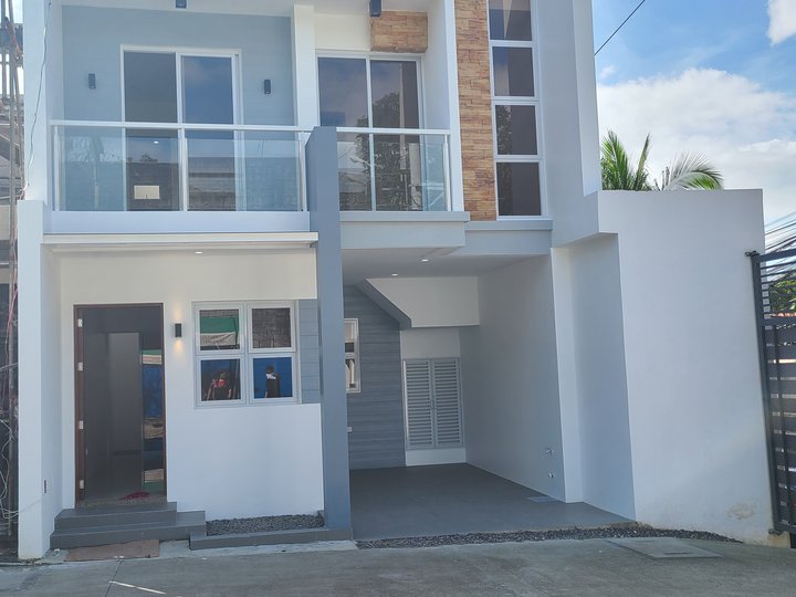 3 Bedroom Townhouse For Sale in Caloocan City, Metro Manila