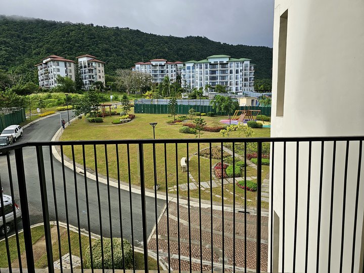 RFO 1 Bedroom condo unit for sale at Tagaytay Highlands