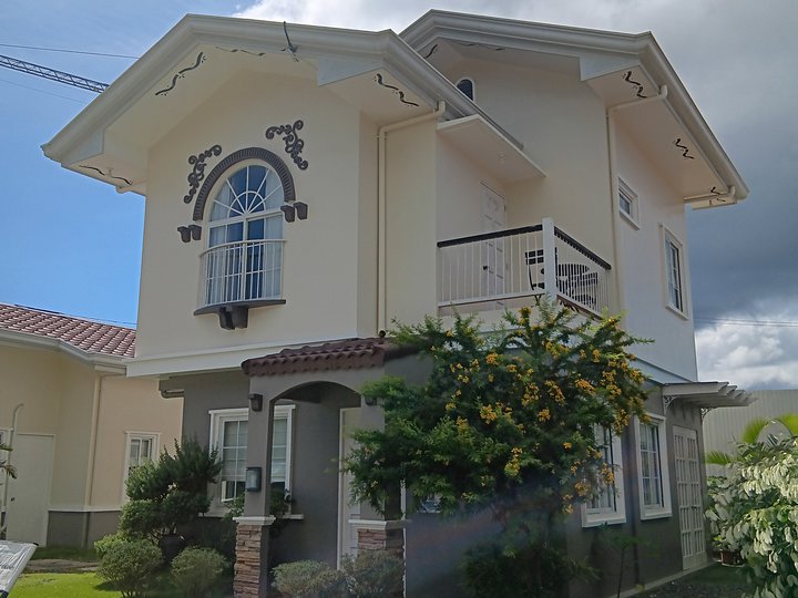 4-BR House and Lot For Sale in Dauis Bohol