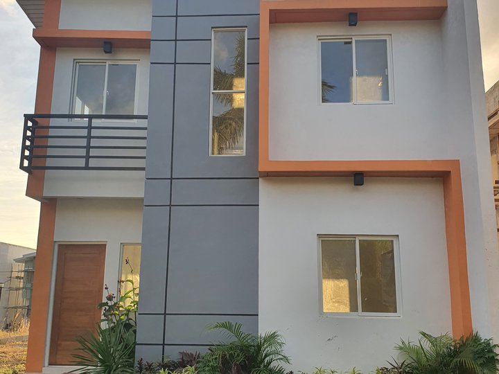 # overlooking house n lot with 4 beds 3 baths near shopwise antipolo