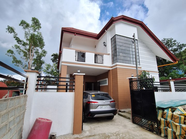 5-bedroom Single Detached House For Sale Newly Renovated