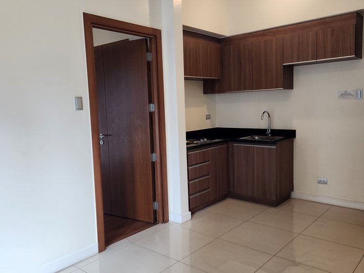 Ready For Occupancy Discounted 36 sqm 1-bedroom Residential Condo For Sale in Ortigas Pasig