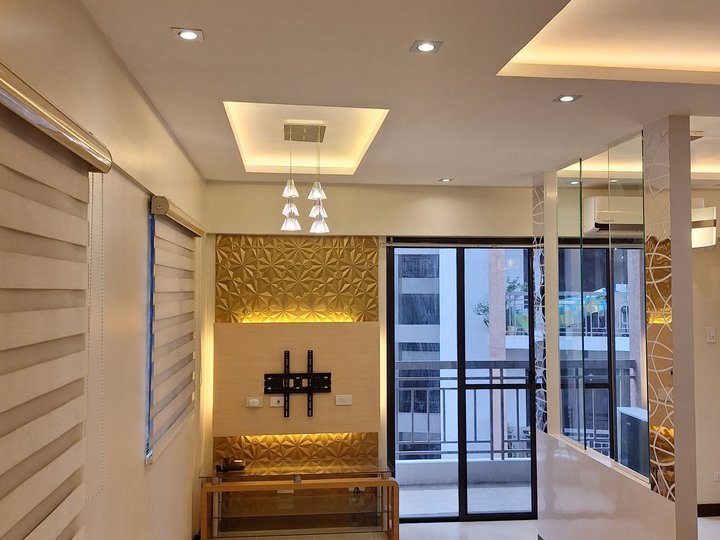 End unit 2 bedroom Condominium for Sale in Paranaque