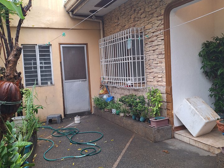 Pre-Owned 4-bedroom Single Detached House For Sale in sun valley, Paranaque