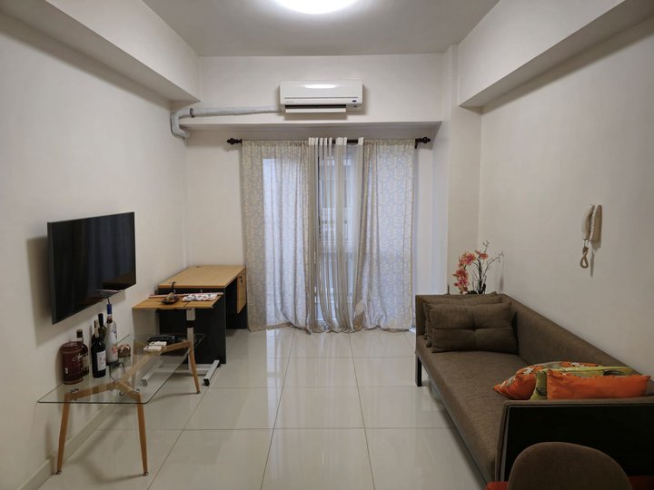 Signa Designer Residences 1 Bedroom with Balcony For Rent