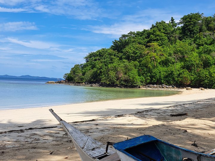 6,833 sqm Beach Property For Sale in El Nido Bacuit Palawan