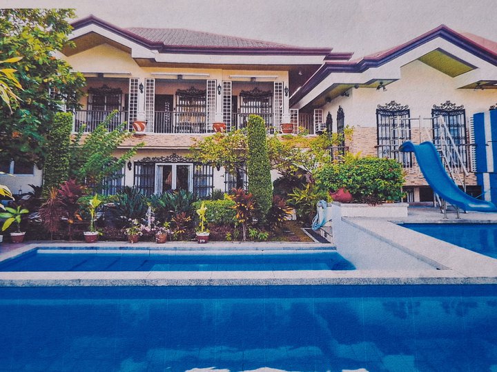 Resort Vacation House for sale in Pansol, Laguna