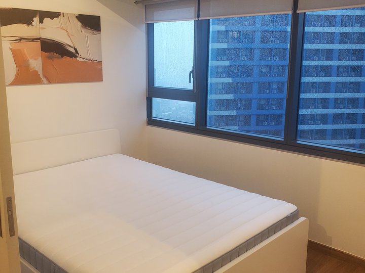 1 BR Fully Furnished The Rise Shangrila Makati for 2 pax