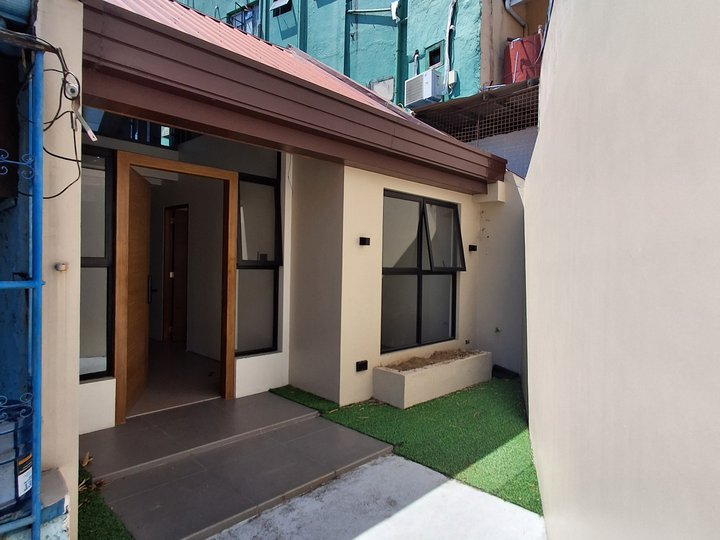 Pre-Owned 3-bedroom Townhouse For Sale in Paranaque