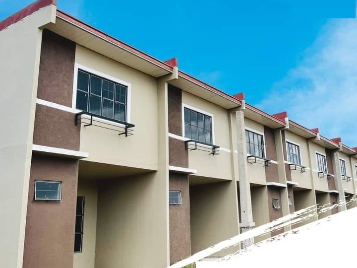 END UNIT TOWNHOUSE AVAILABLE IN CAGAYAN