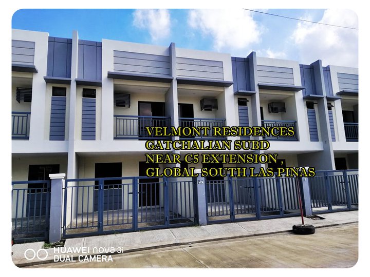 Brandnew Townhouse For Sale inhouse Financing near C5 Ext Las Pinas