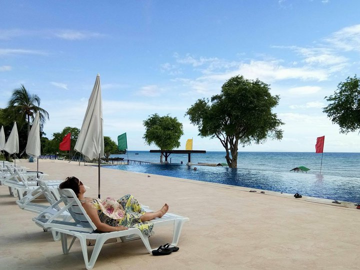 Beach Front Residential Lot Only For Sale In Porto Laiya Batangas