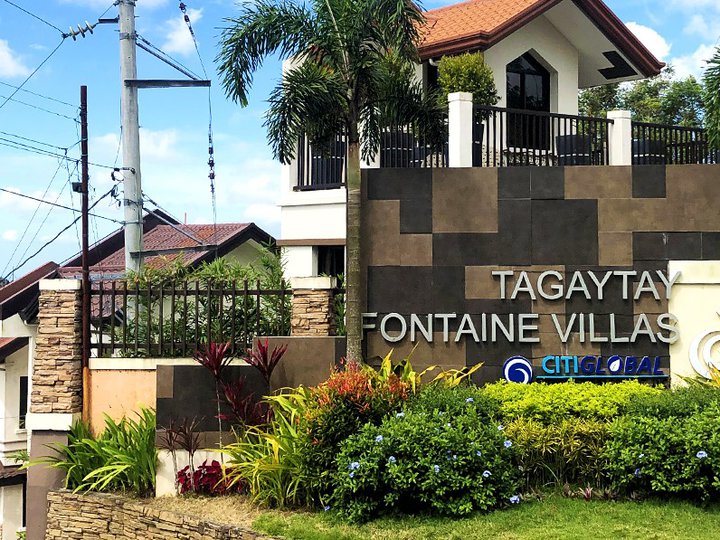 2 Bedroom Free Parking Lot, House for Sale in Alfonso Cavite