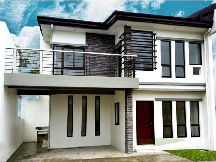 4BR Kate Single Attached House And Lot in Valenzuela Metro Manila