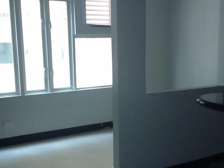 Studio Unit for Rent in Stamford Residences Mckinley Hill Taguig City