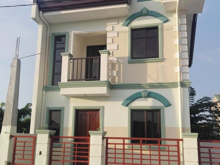 Pre-selling 3-bedroom Single Attached House For Sale in Meycauayan