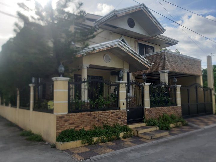 House and Lot in Malagasang Imus Cavite