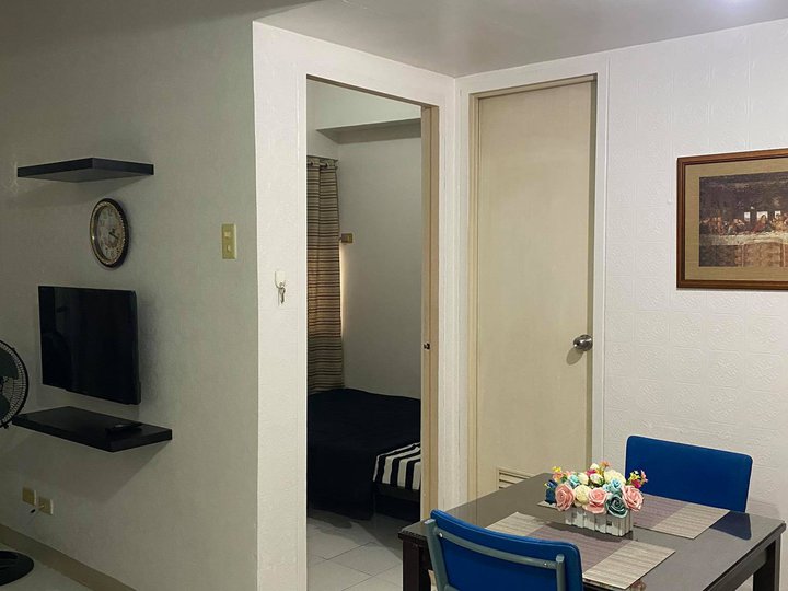 1 Bedroom with Balcony for Rent in Makati Executive Tower 2