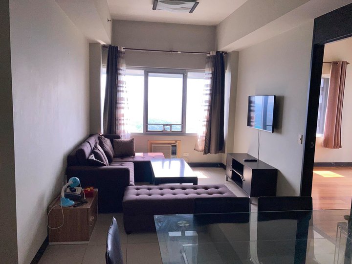 2BR with Parking FOR SALE at Fairways Tower (North Wing) BGC Taguig