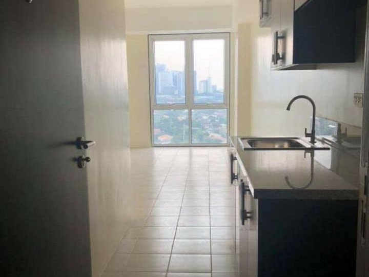 Condo Studio Type Rent to Own in Pasig Ortigas CBD | Pet Friendly