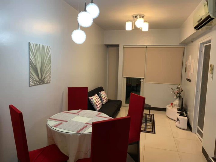 1 Bedroom Unit with Parking for Sale in Parkside Villas Newport Pasay
