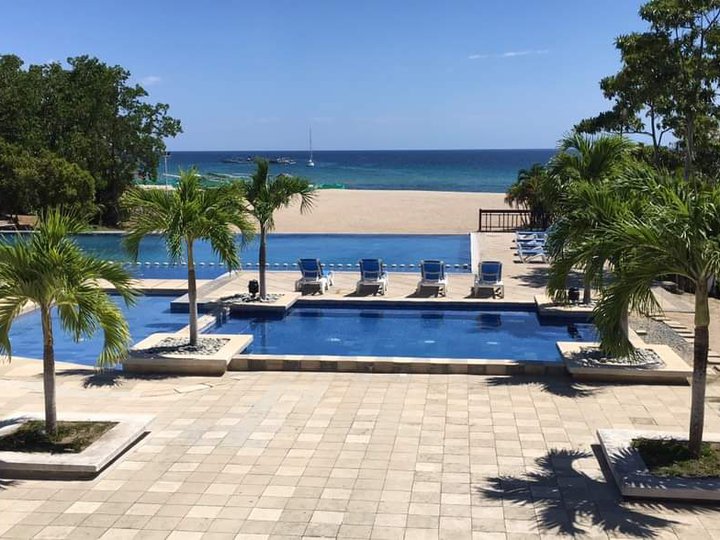 Playa Laiya: Residential Beach Lot For Sale
