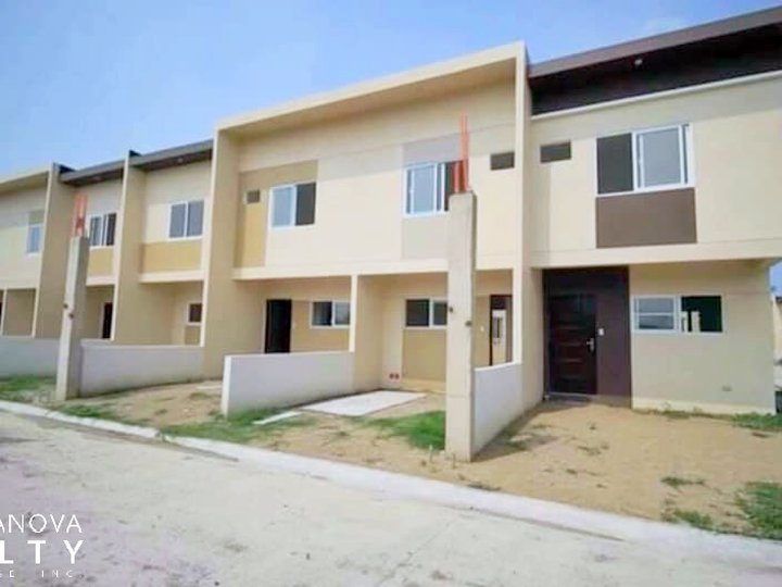 PRE SELLING AND RFO HOUSE AND LOT IN BACOOR AT SOLVIENTO VILLAS