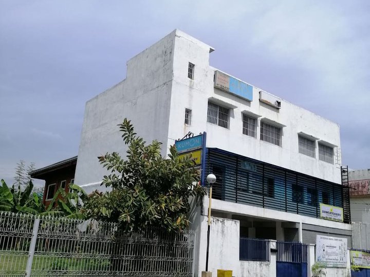 3 Storey Commercial Building with Roofdeck Paranaque City