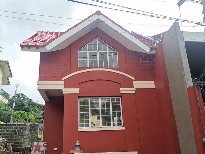 HOUSE AND LOT FOR SALE IN ANTIPOLO