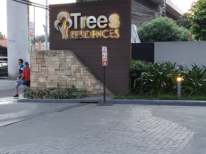 1 Bedroom Unit with Parking for Sale in Trees Residences Quezon City