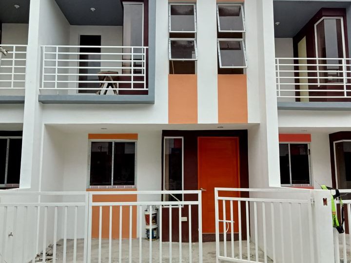 25K PROMO DISCOUNT RFO TOWNHOUSE FOR SALE IN PULANG LUPA DOS LAS PINAS