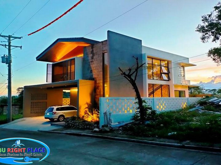 4 Bedroom House and Lot For Sale in Mandaue Cebu