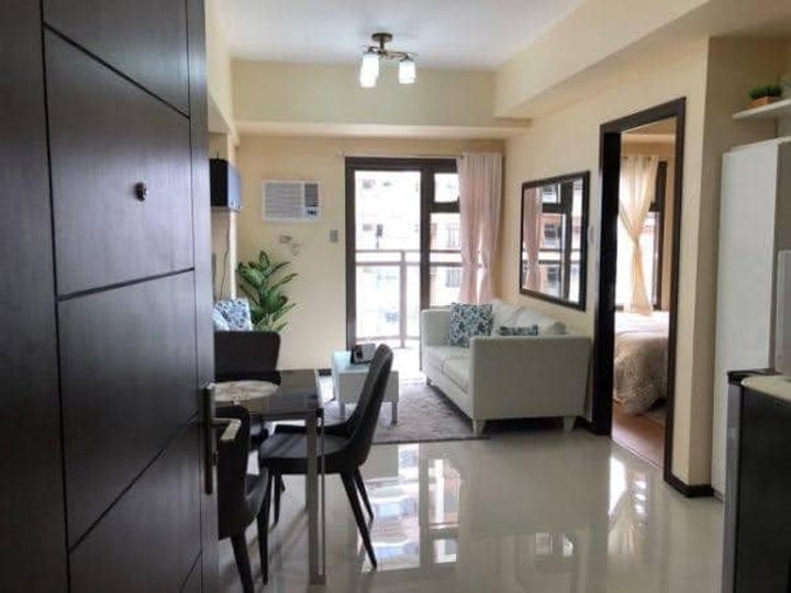 1 Bedroom Condo For Sale in Manila