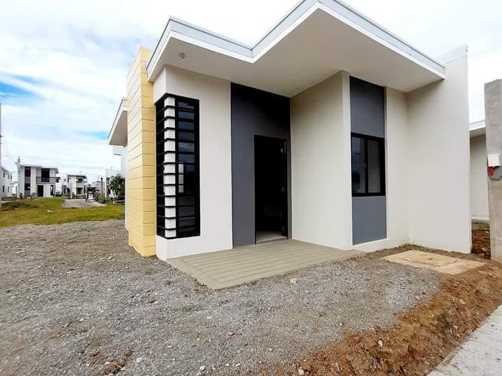 2-bedroom Rowhouse For Sale in Capas Tarlac