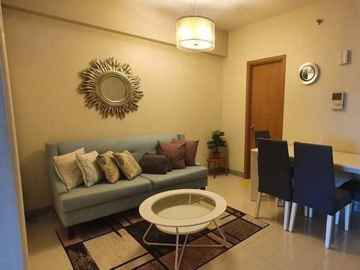 1 Bedroom Unit with Parking for Sale in Greenbelt Madison Makati City