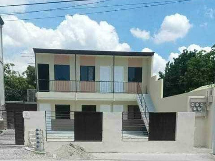 6 UNIT STUDIO TYPE APARTMENT IN ANGELES CITY NEAR CLARK