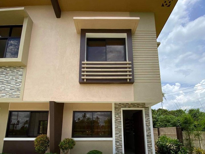 End Unit Townhouse with Parking Eco Friendly