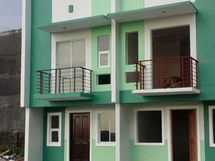 Pre-selling 3-bedroom Townhouse For Sale in Meycauayan Bulacan