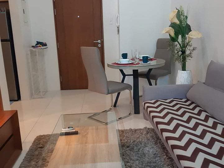1 Bedroom Unit with Balcony for Rent in Central Park West BGC Taguig