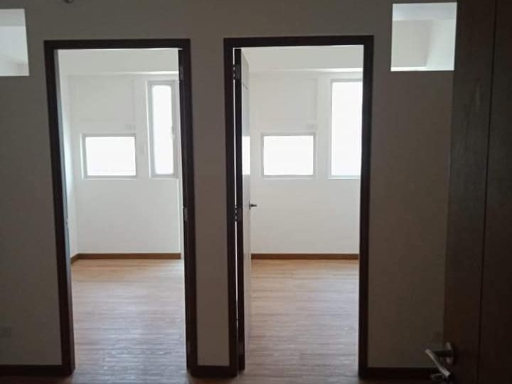 Pasay condominium Ready for occupancy palm beach west condo unit in pasay